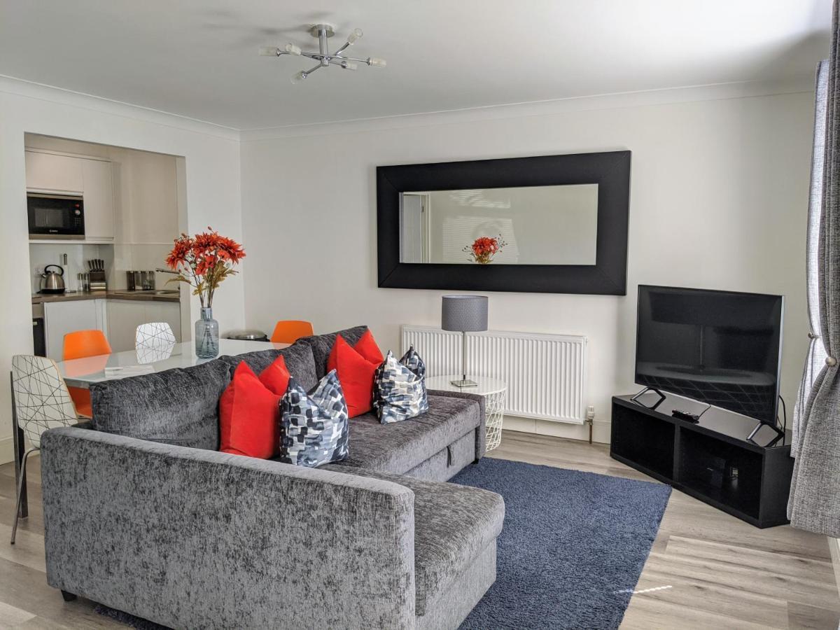 Saffron Court By Wycombe Apartments - Apt 06 High Wycombe Extérieur photo